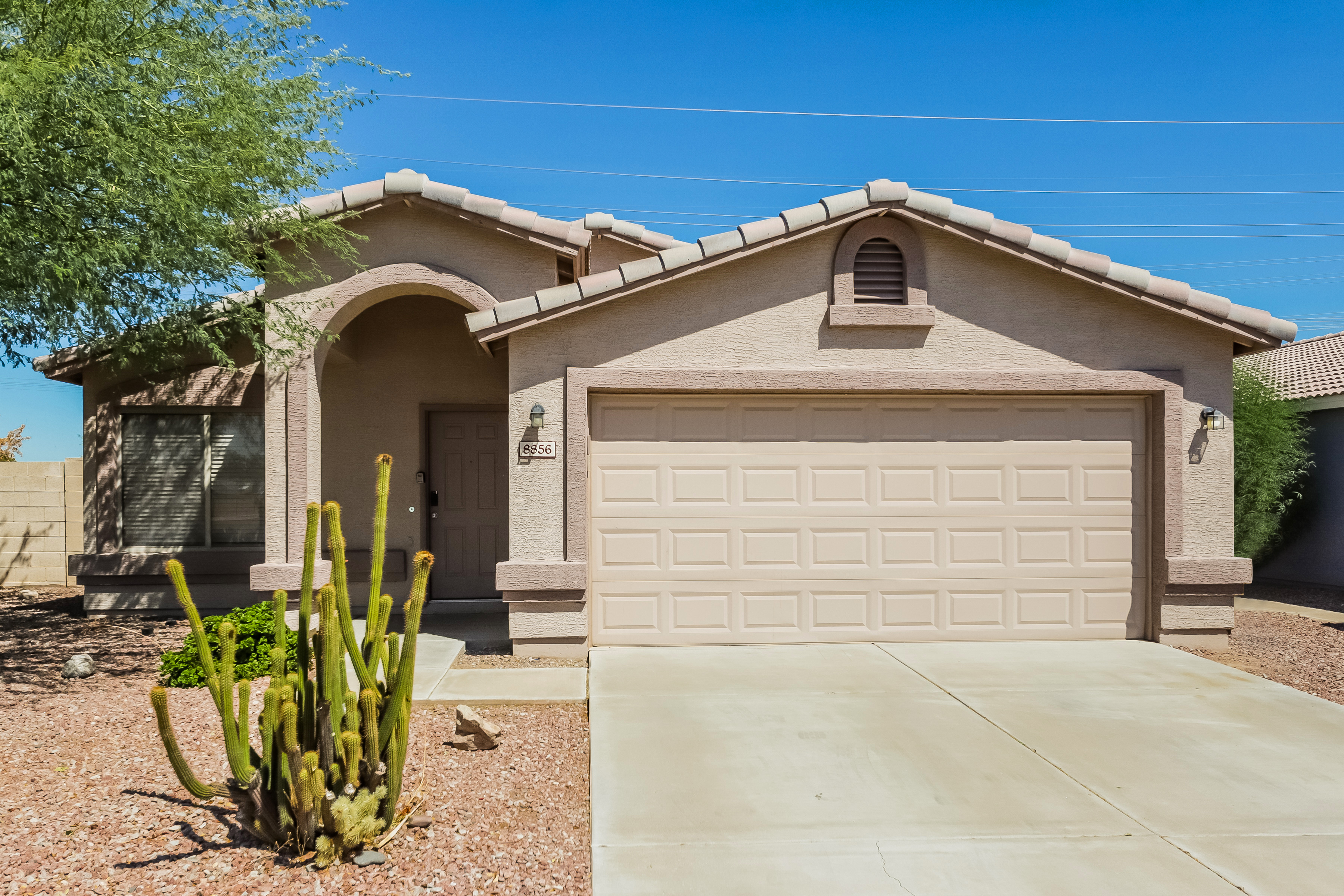 8856 W Griswold Rd Peoria, AZ 85345